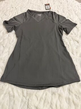 Copperlife Women’s Lightweight Shoulder Shirt Size L.